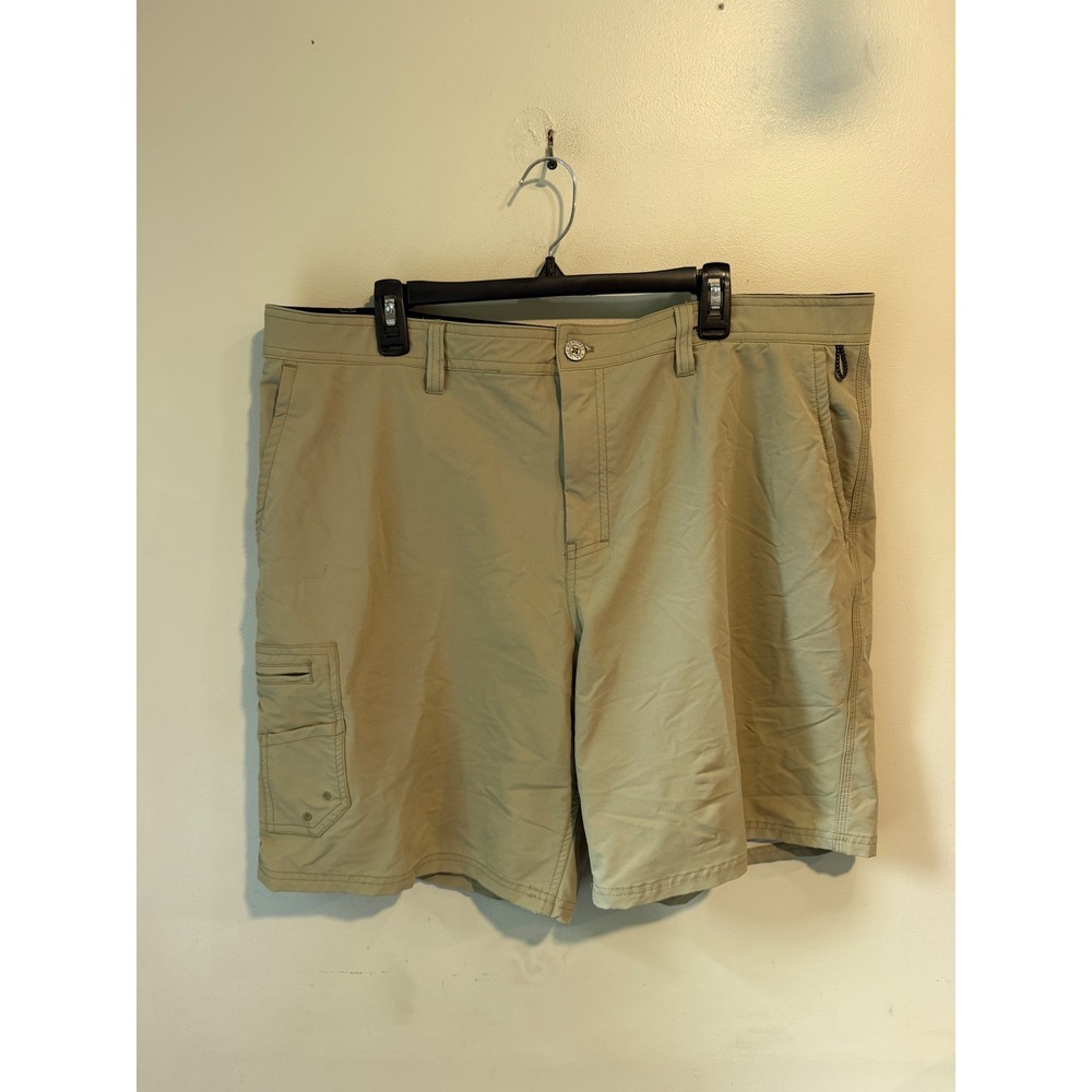 Realtree Fishing Mens Khaki Cargo Shorts Tan Stretch Performance Size XL